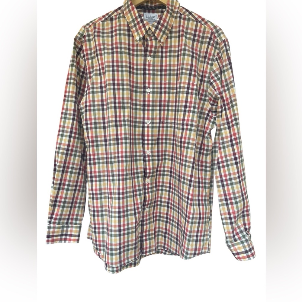 L.L. Bean Men's Size Medium Red & green Plaid Shirt preppy